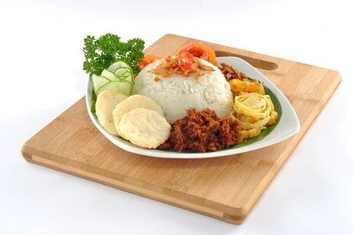 Nasi Uduk street food khas Indonesia - CIMB Niaga