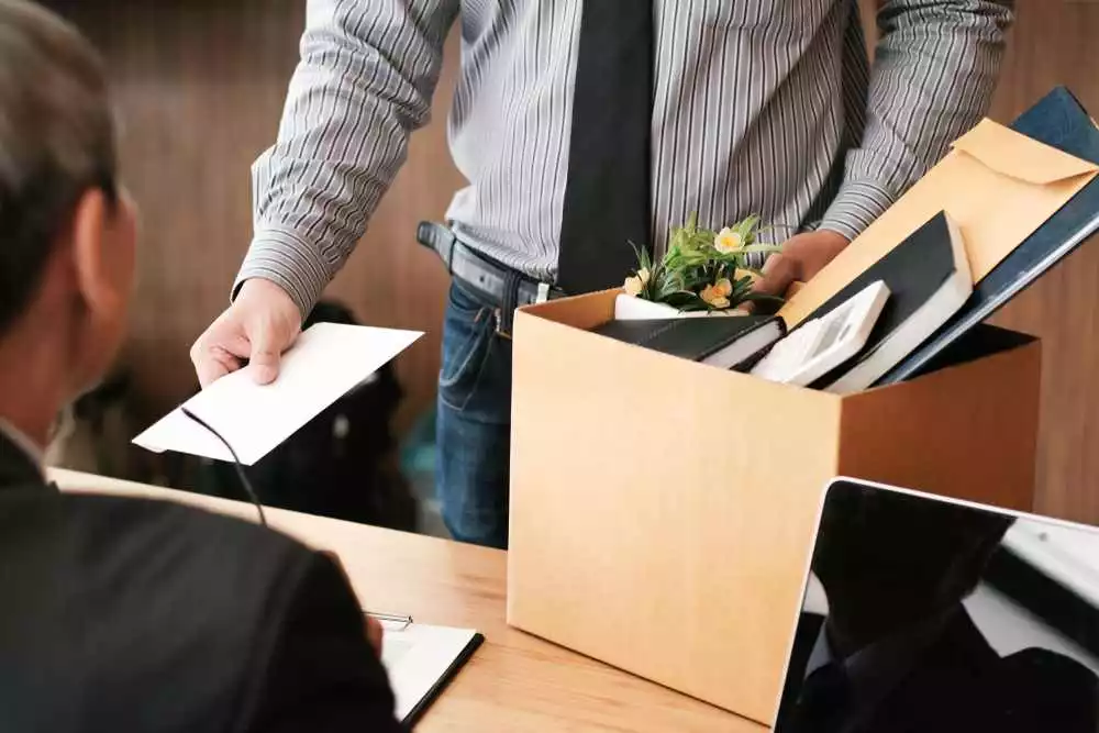 Resign berhenti kerja