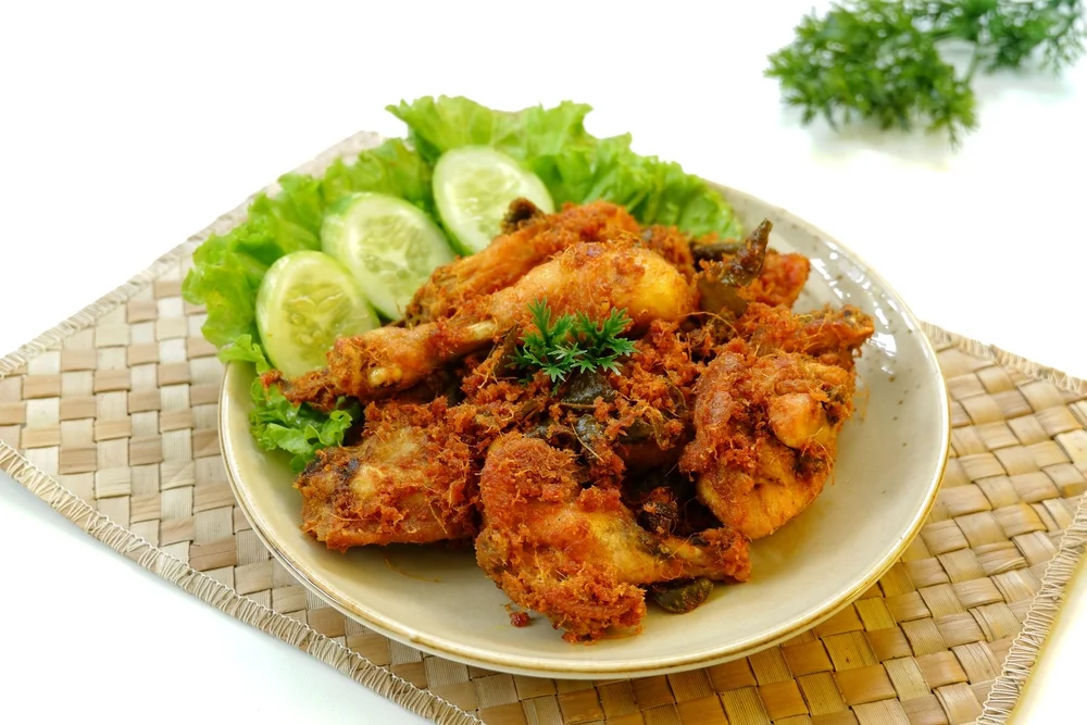 Makanan Khas Sunda Ayam Goreng Lengkuas - CIMB Niaga
