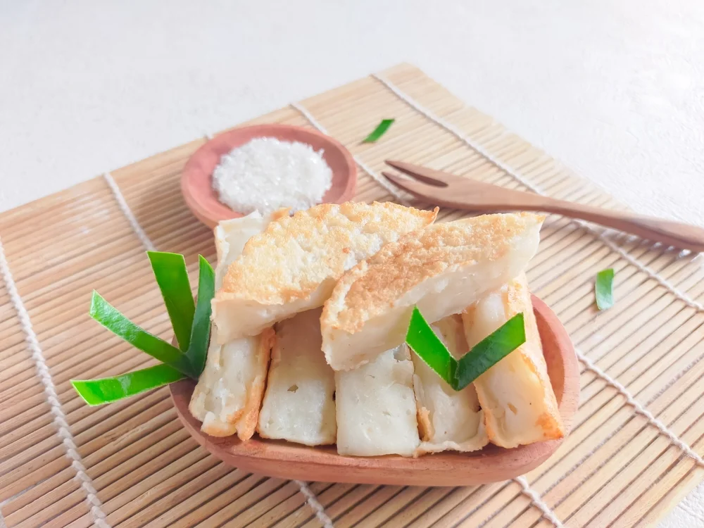 Makanan Khas Jawa Barat Bandros - CIMB Niaga