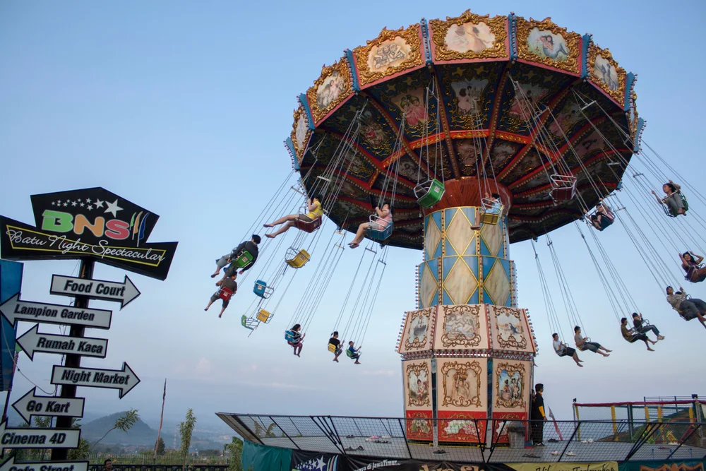 taman hiburan batu night spectacular - CIMB Niaga