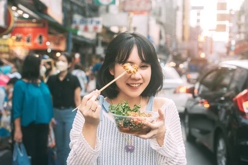 Berburu kuliner sebagai bentuk self reward - CIMB Niaga