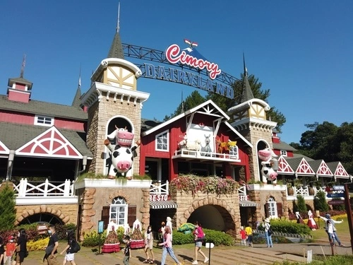 Wisata bogor cimory dairyland- CIMB Niaga