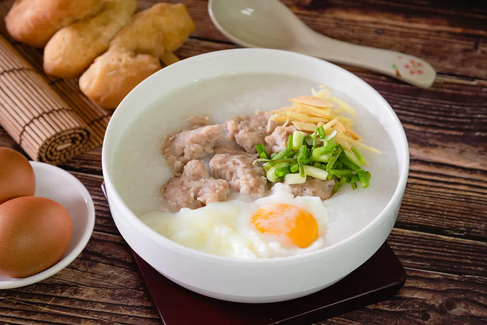 Makanan Khas China Congee - CIMB Niaga