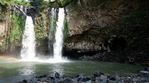 Wisata Guci Curug Pengantin - CIMB Niaga