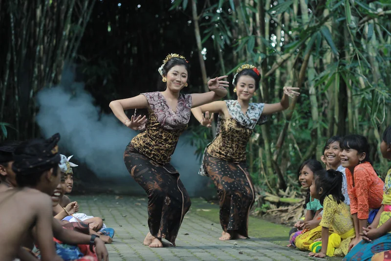  desa wisata penglipuran - CIMB Niaga