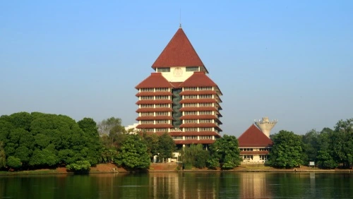 Fakultas Kedokteran Universitas Indonesia - CIMB Niaga