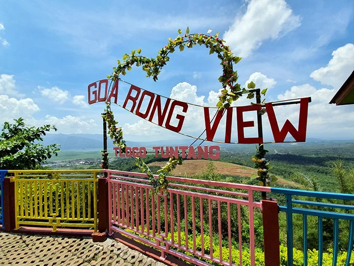 Goa Rong View destinasi wisata Salatiga - CIMB Niaga