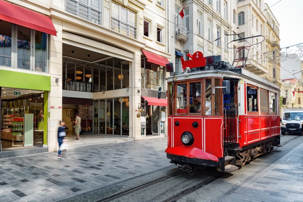 Istiklal Street Oleh-oleh Khas Turki - CIMB Niaga