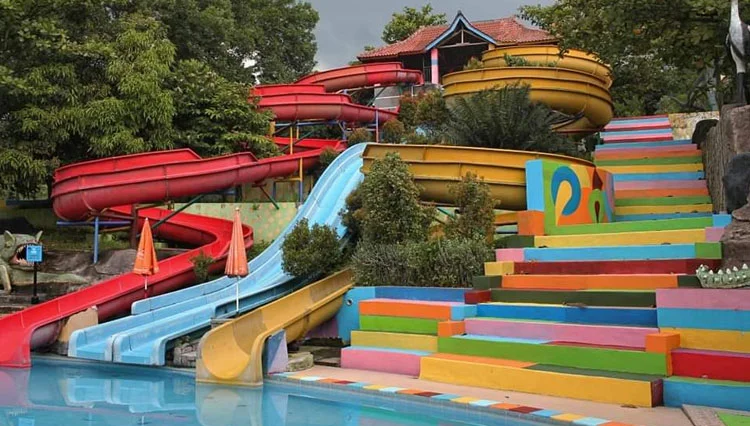 Wisata Majalengka Jembar Waterpark - CIMB Niaga