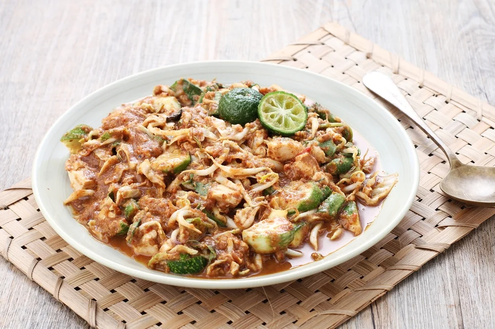 Makanan Khas Sunda Karedok - CIMB Niaga