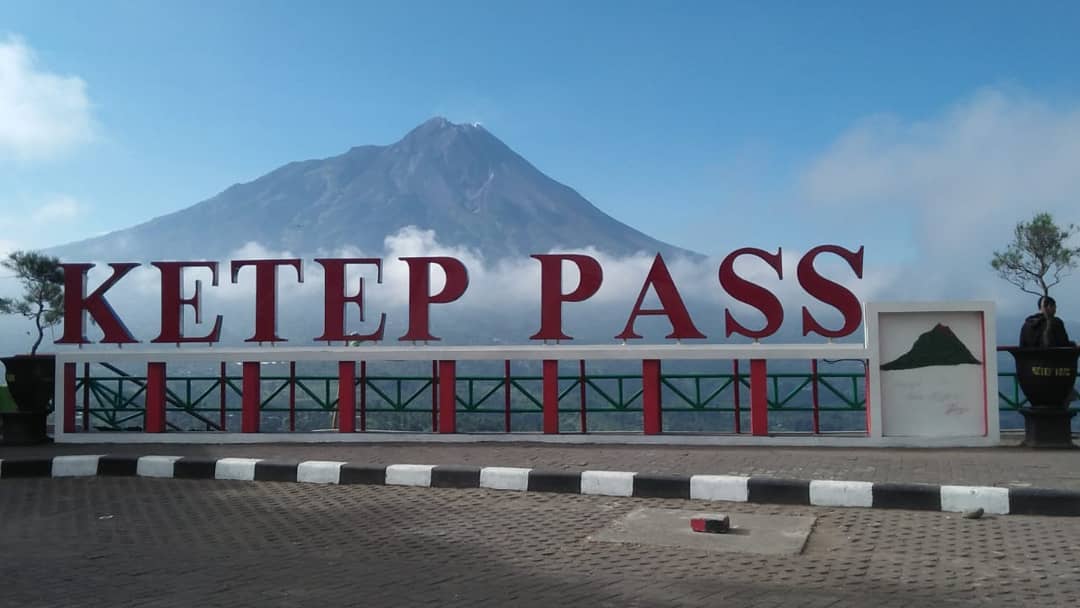 gardu Pandang Ketep - CIMB Niaga