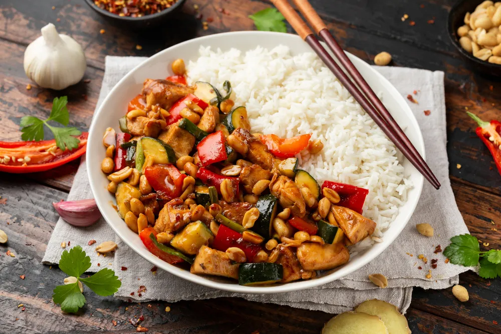 Makanan Khas China Kung Pao Chicken - CIMB Niaga