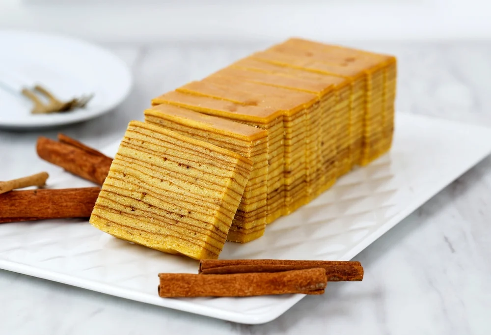 kue hantaran lamaran unik  - CIMB Niaga