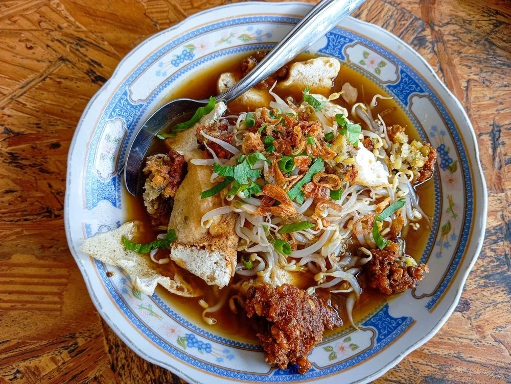 Lontong Balap Makanan Khas Jawa Timur - CIMB Niaga