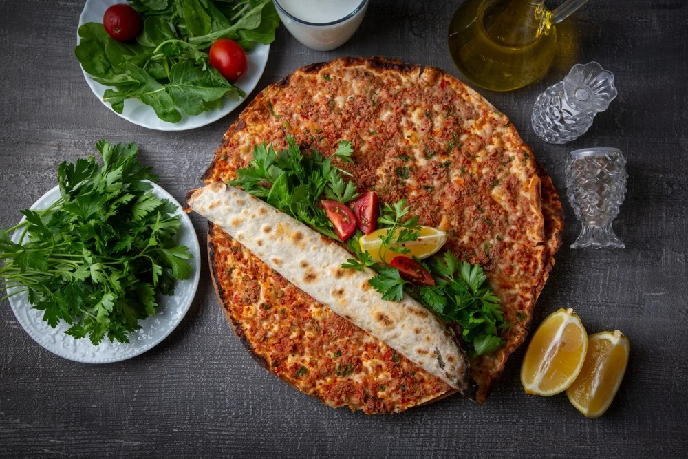 Lahmacun Makanan Khas Turki - CIMB Niaga
