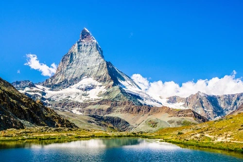 Gunung Matterhorn tempat wisata di Swiss - CIMB Niaga