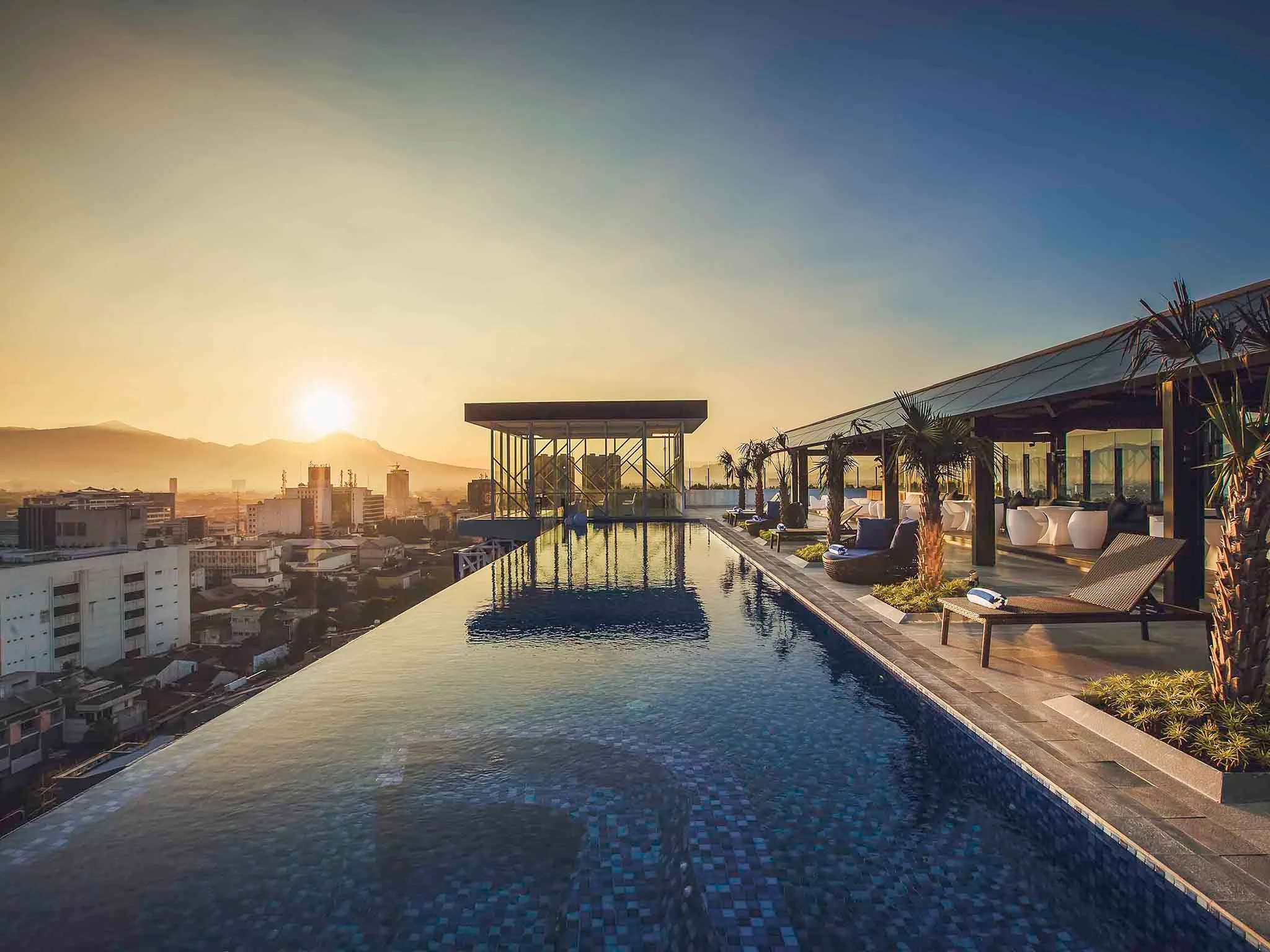 Mercure Bandung City Centre hotel di bandung - CIMB Niaga