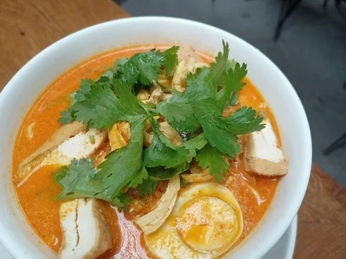 Mie laksa khas Tangerang - CIMB Niaga