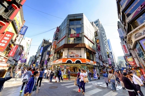 Myeongdong Market Wisata Korea Selatan - CIMB Niaga