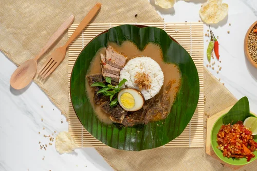 nasi gandul makanan khas jawa tengah - CIMB Niaga