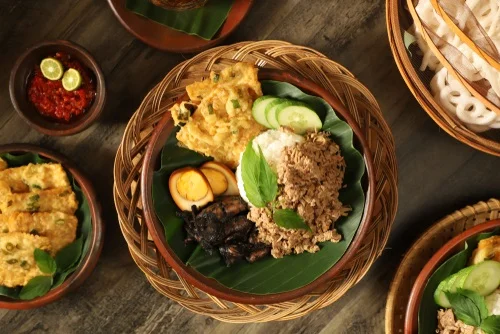 Nasi megono khas Wonosobo - CIMB Niaga