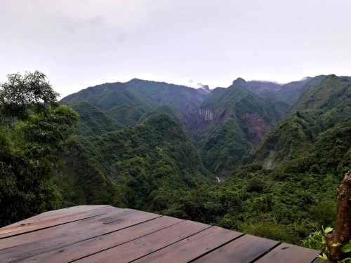 Bukit Ongakan Salah Satu Wisata Kediri - CIMB Niaga