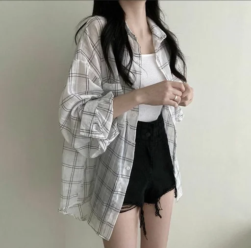 inspirasi outfit nonton konser musik - CIMB Niaga