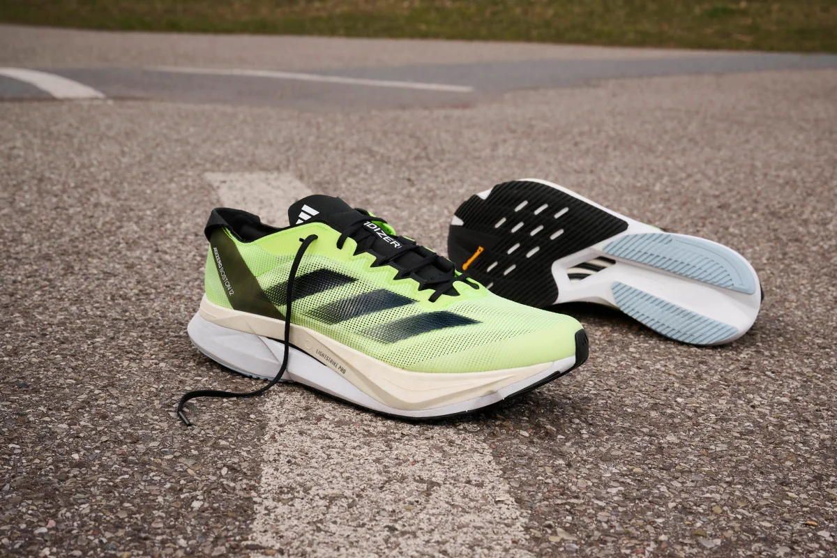 rekomendasi sepatu lari racing shoes - CIMB Niaga