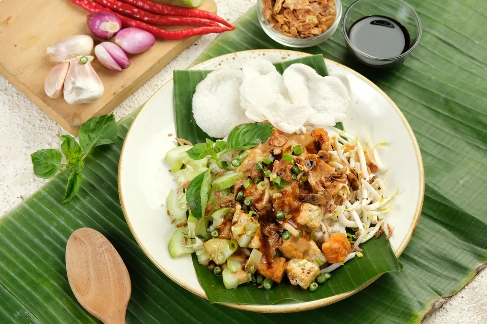 Makanan Khas Jawa Barat Sega Lengko - CIMB Niaga