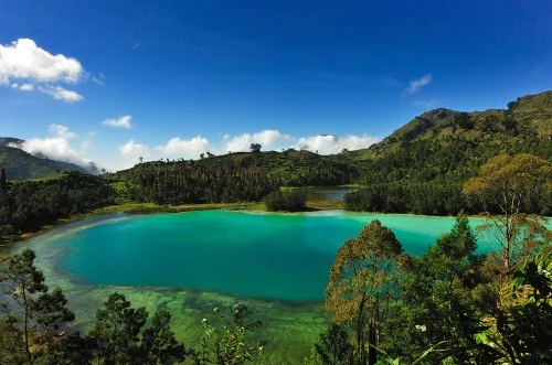 Wisata Wonosobo Telaga Warna - CIMB Niaga