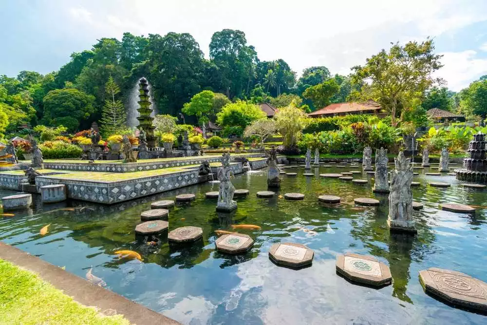 Tirta Gangga tempat wisata Pulau Bali - CIMB Niaga