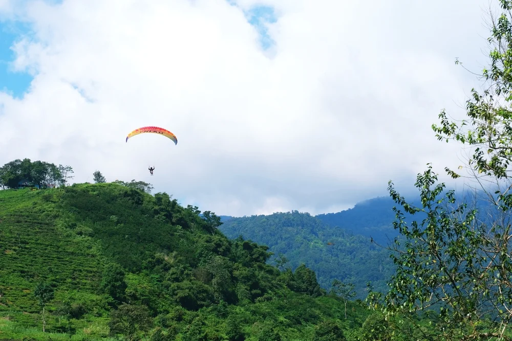 Wisata Paralayang - CIMB Niaga