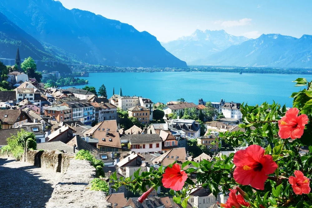 Tempat Wisata di Swiss Montreux - CIMB Niaga