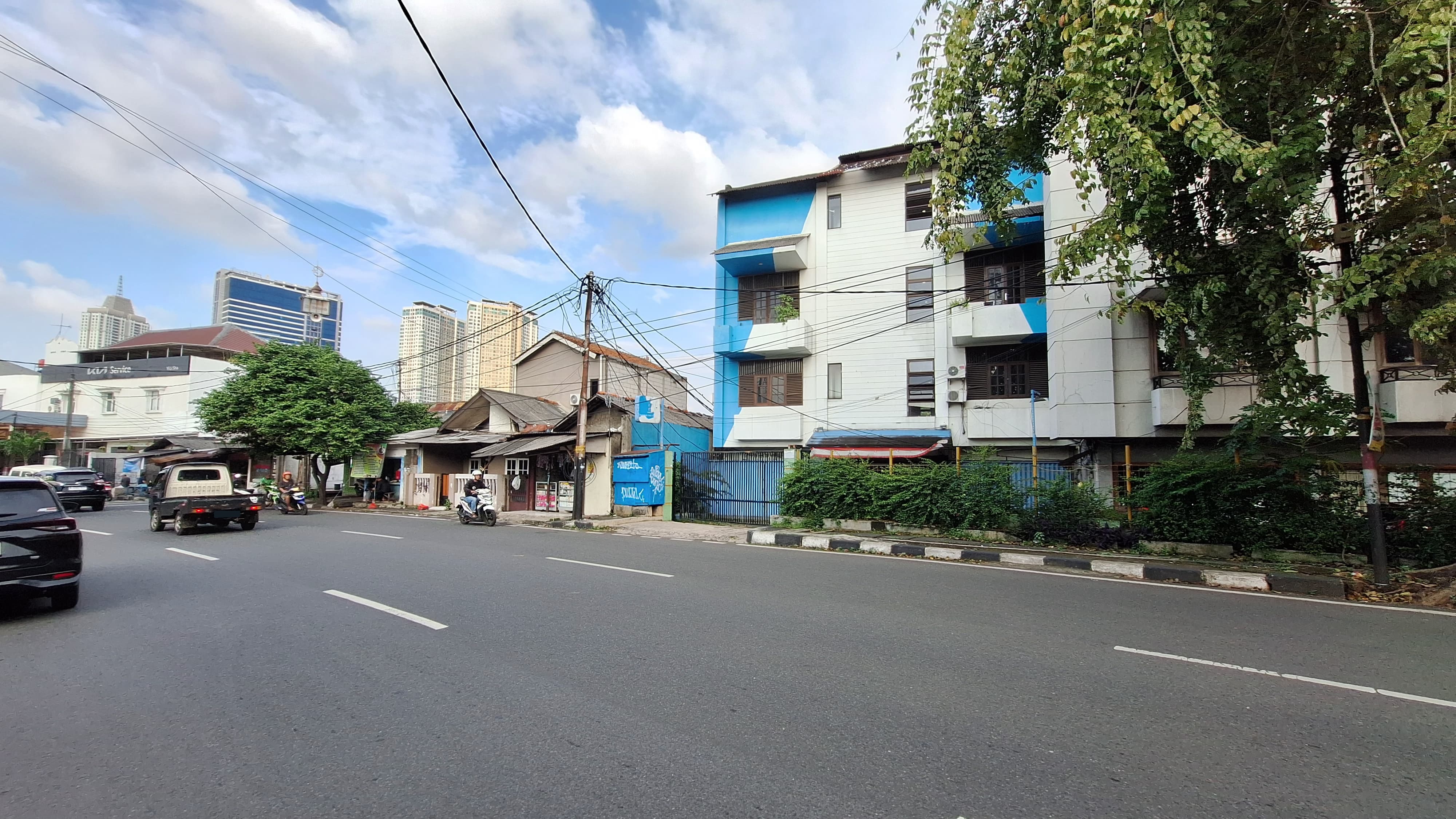 Rumah Tinggal 4