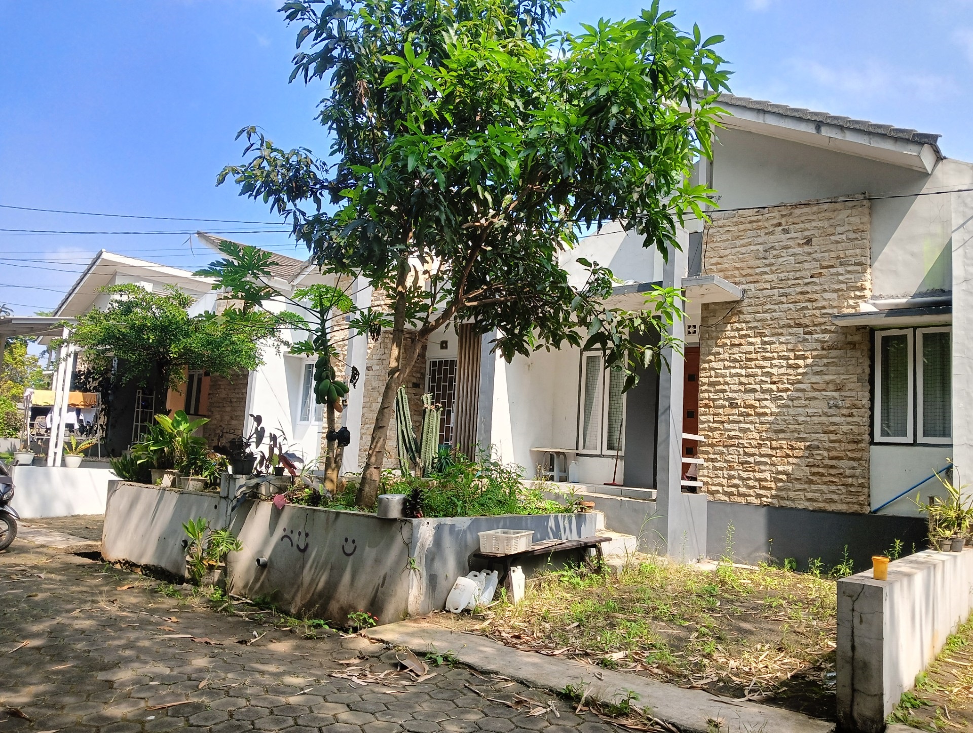 Rumah Tinggal 2